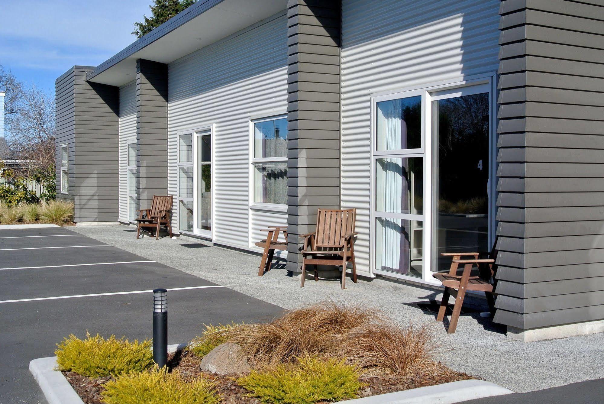 Oxford Village Motels ภายนอก รูปภาพ