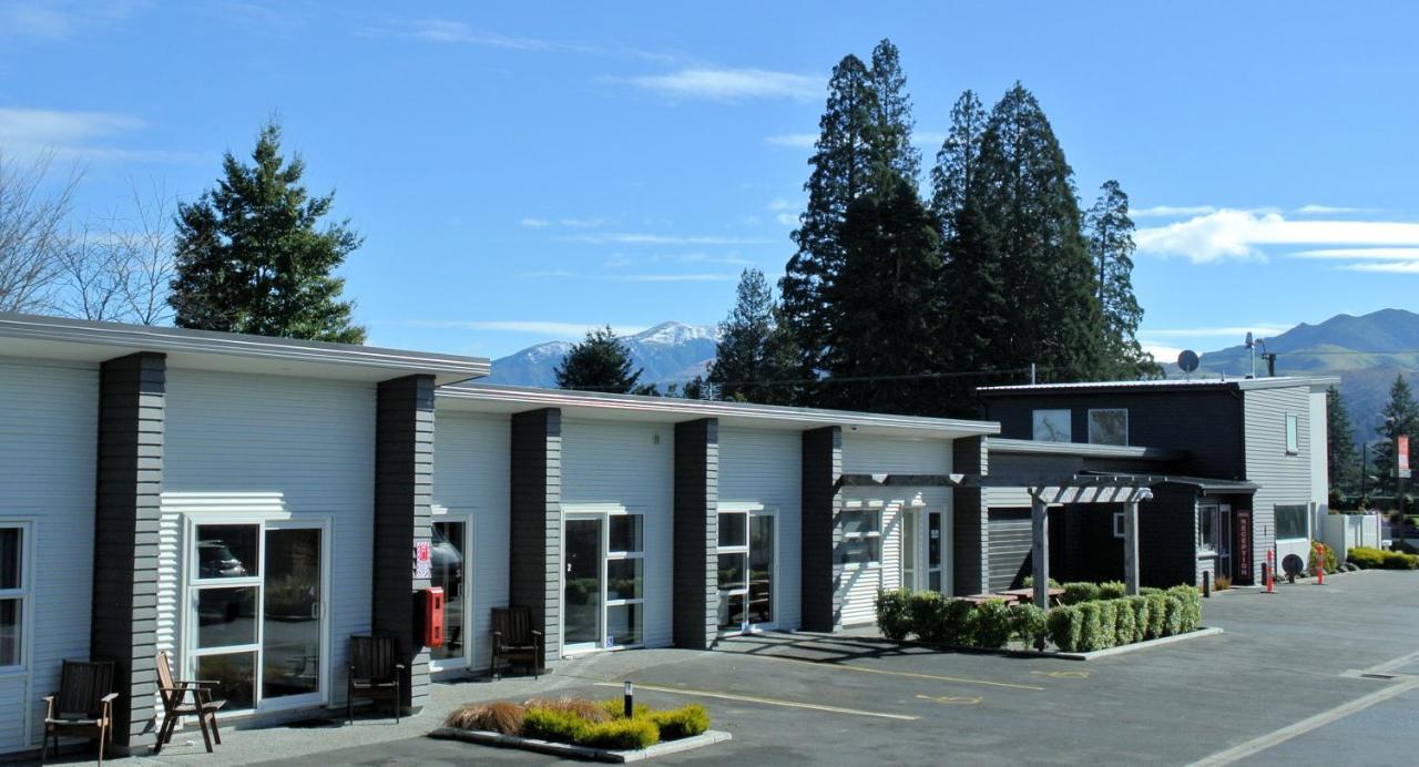 Oxford Village Motels ภายนอก รูปภาพ